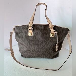 Michael Kors NWOT Brown/Beige Signature Large Tote